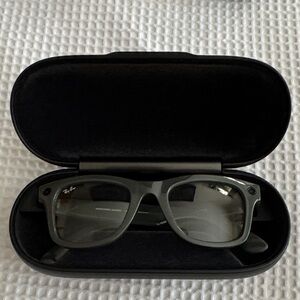 Ray-Ban Meta Sunglasses with Case